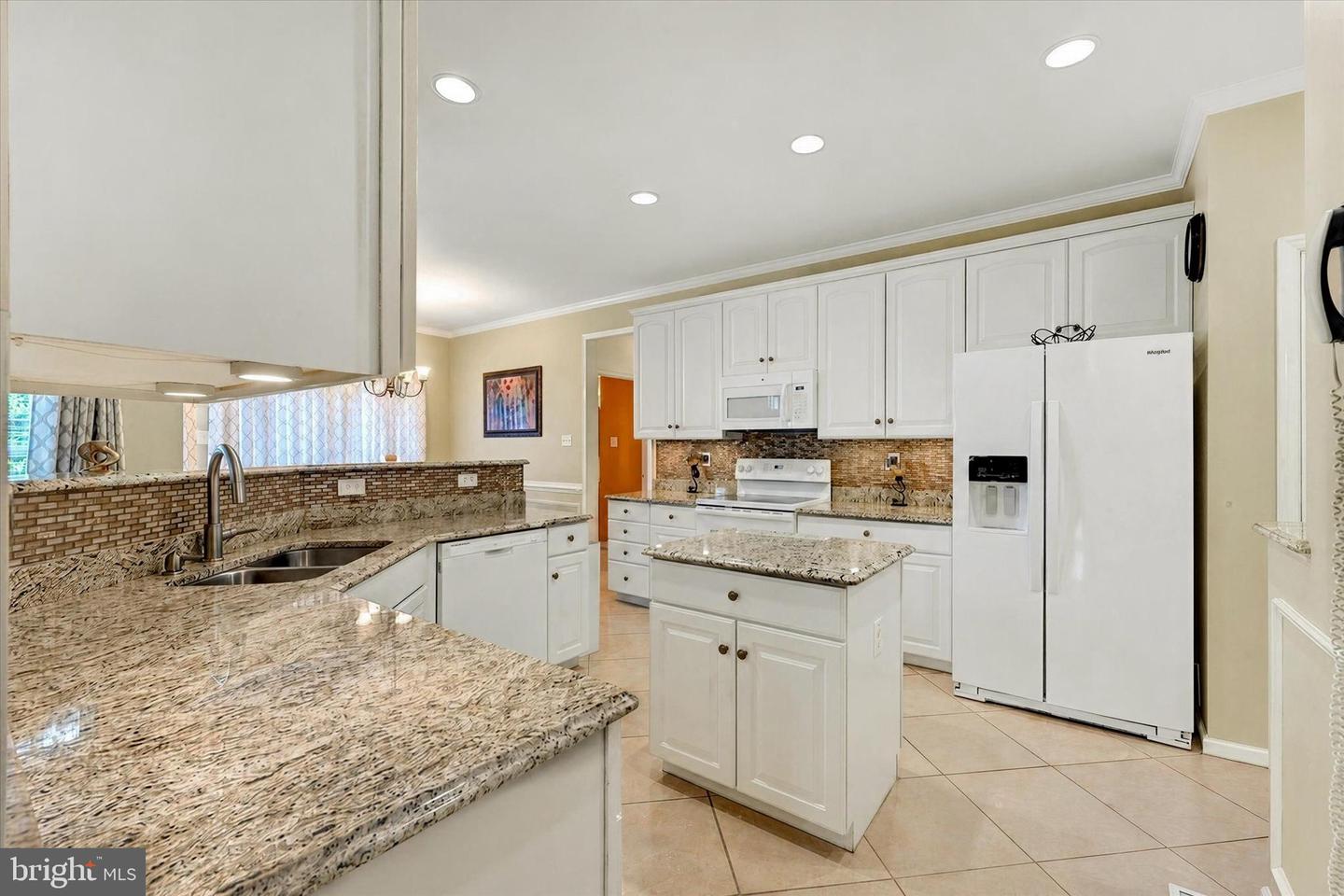 316 Woltham Ct Property Photo 9