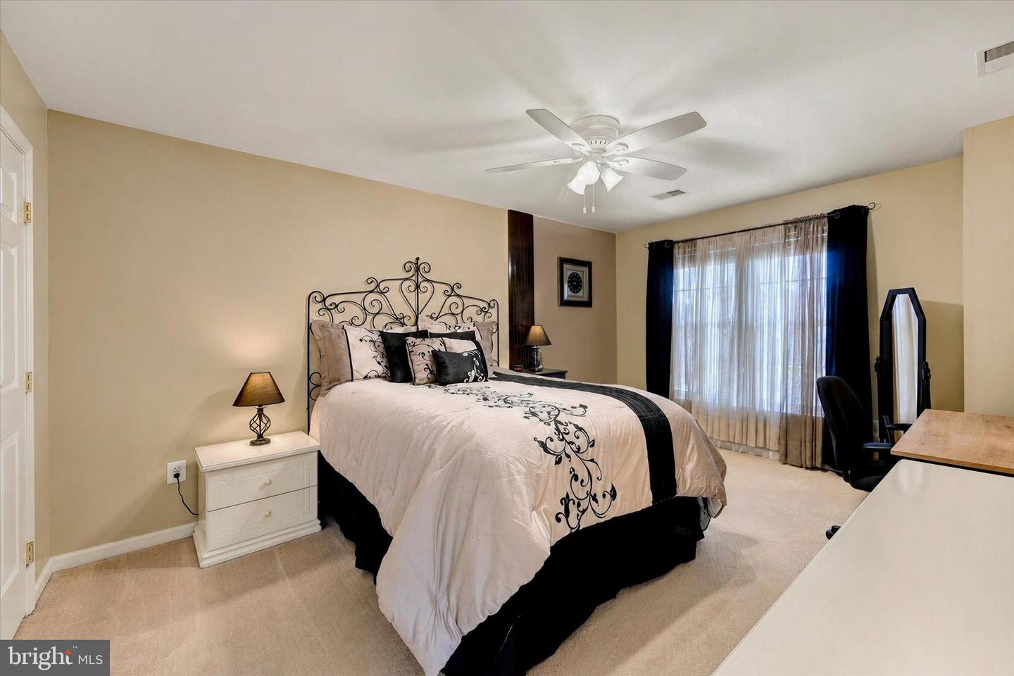 316 Woltham Ct Property Photo 28
