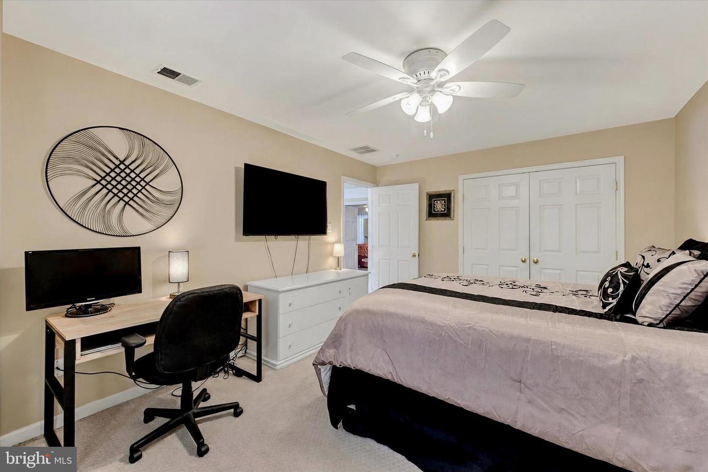 316 Woltham Ct Property Photo 29