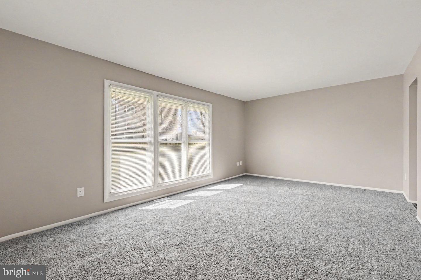 1857 Brookside Dr Property Photo 9