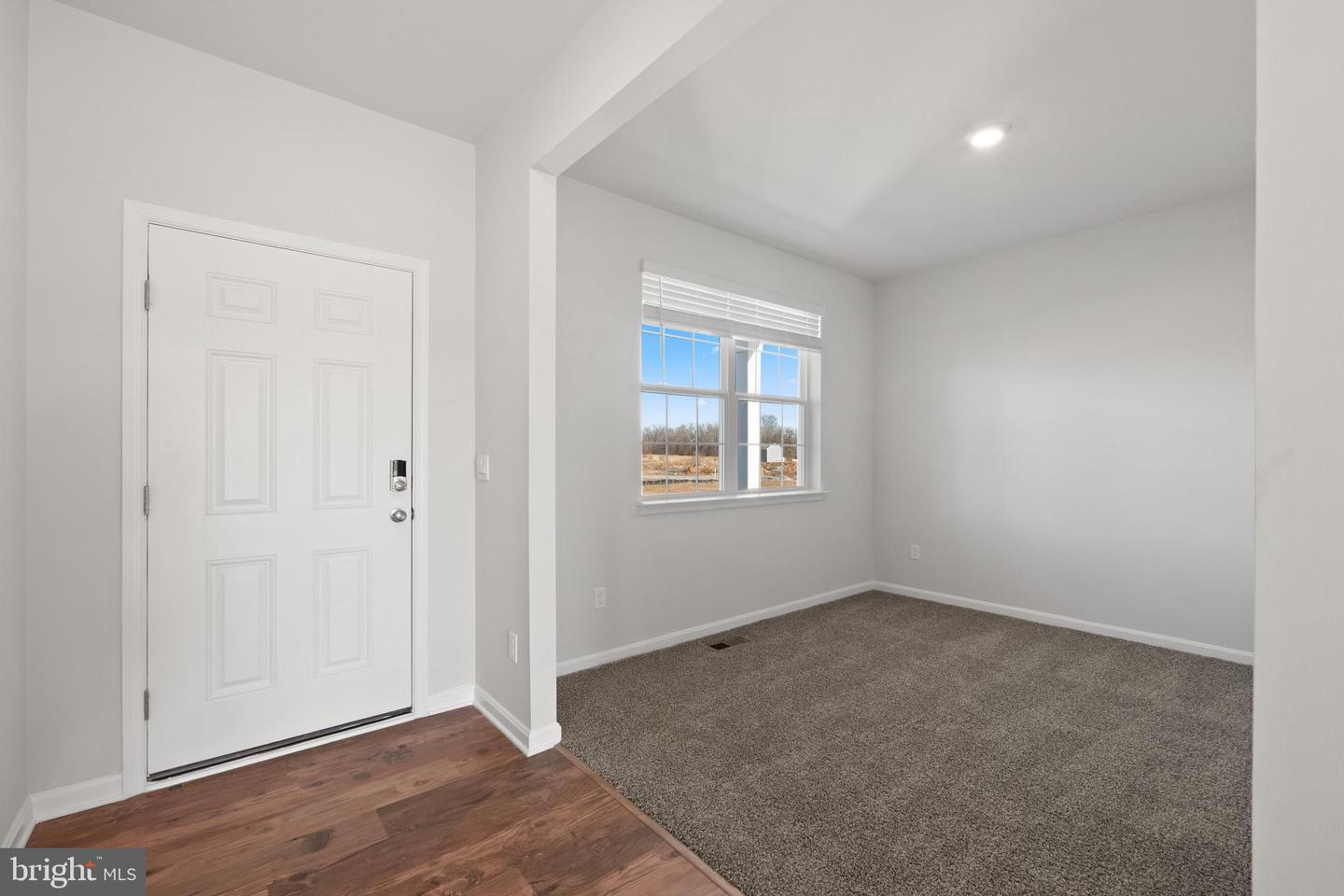 814 Spikeresh Way Property Photo 10