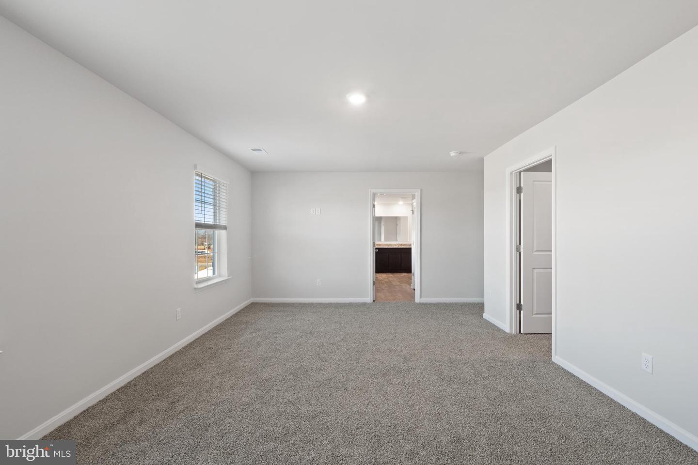 814 Spikeresh Way Property Photo 13