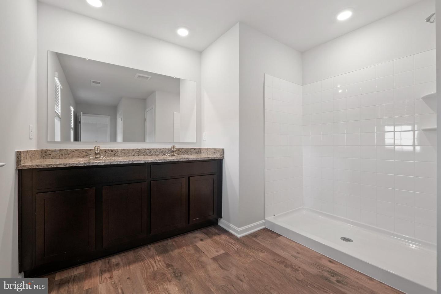 814 Spikeresh Way Property Photo 17