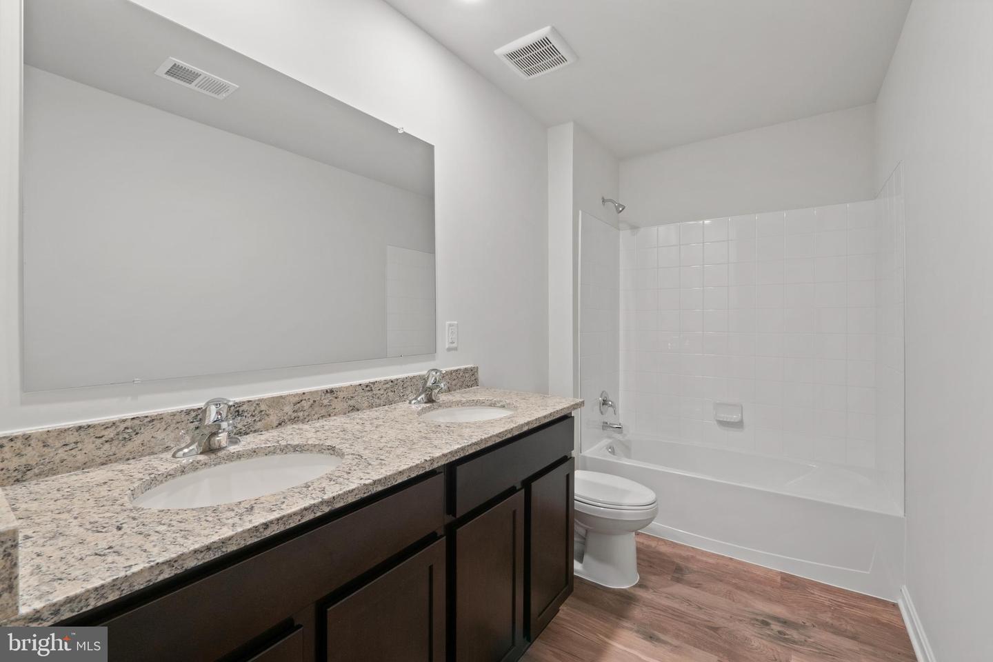 814 Spikeresh Way Property Photo 24