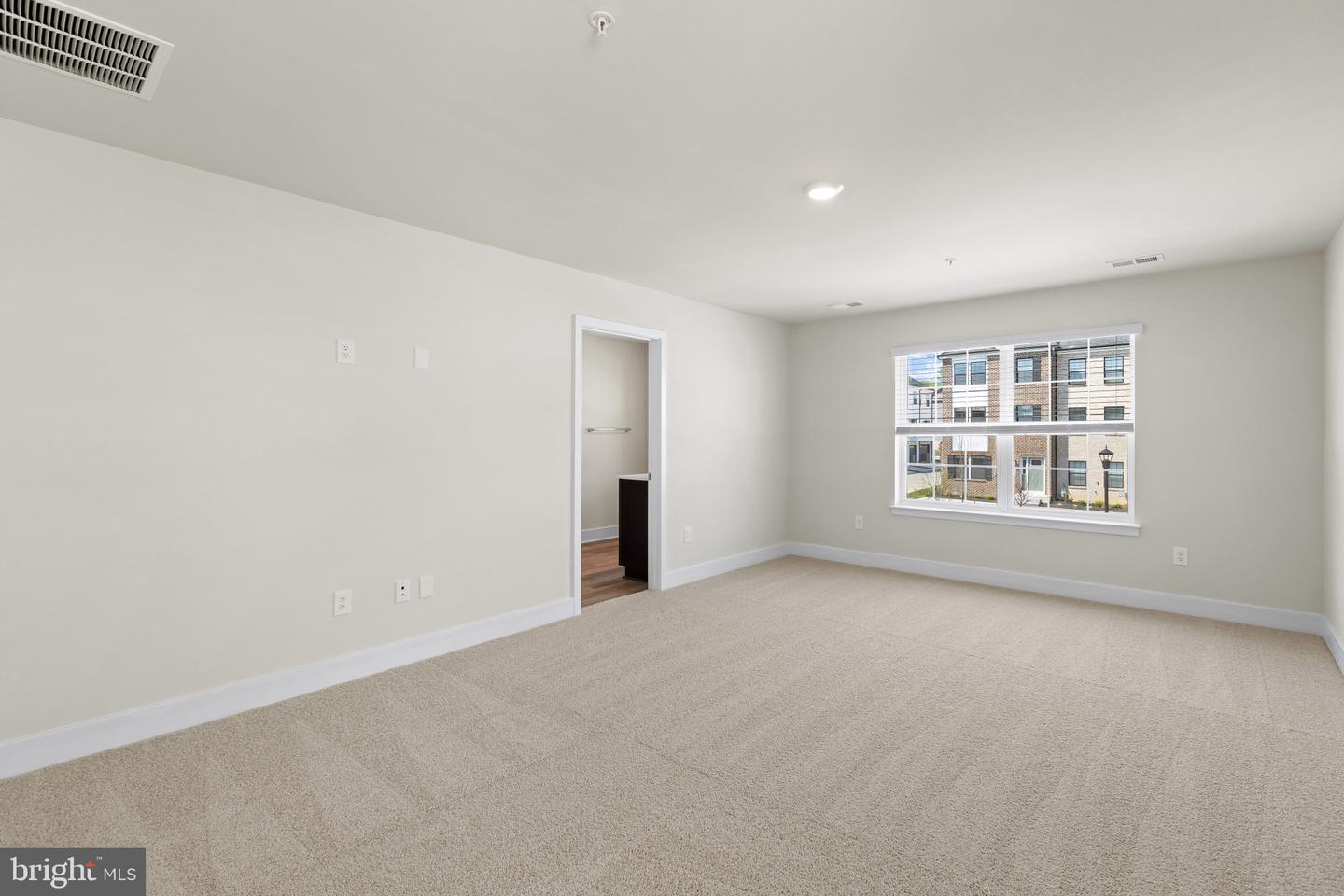 807 Spikeresh Way Property Photo 23