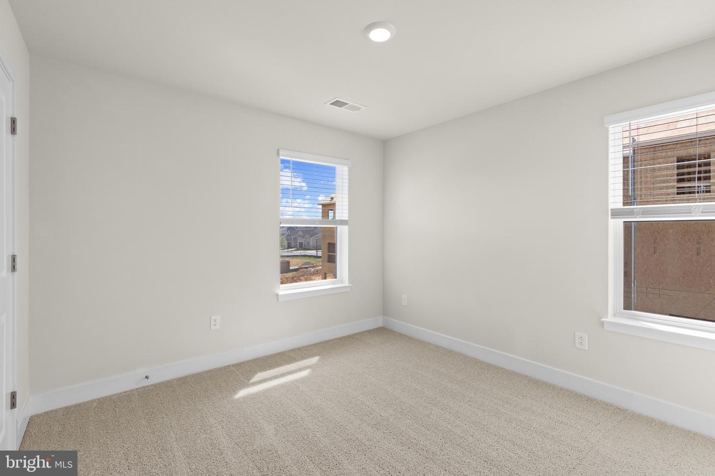 807 Spikeresh Way Property Photo 35