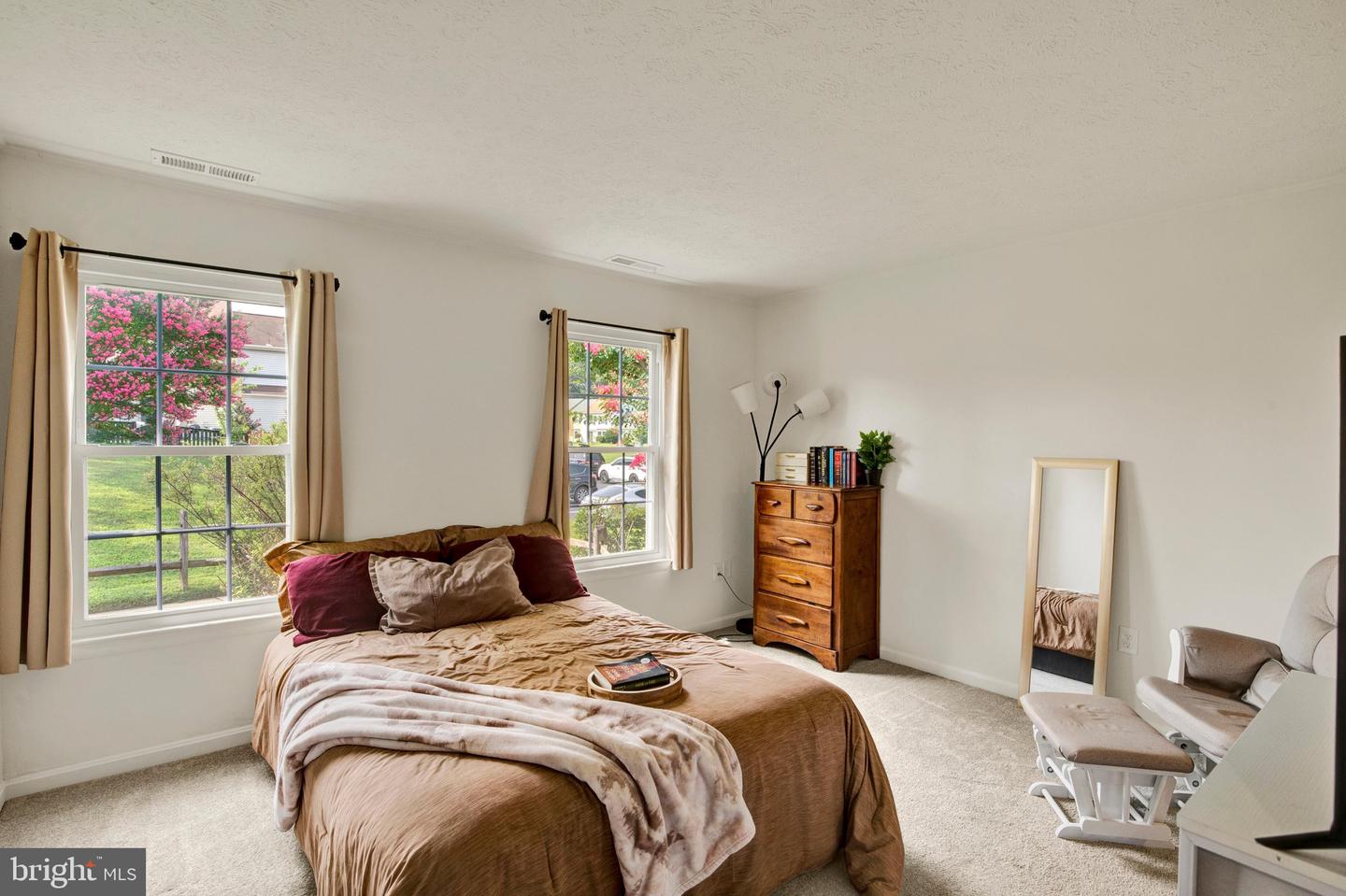 1307 Jervis Sq Property Photo 7