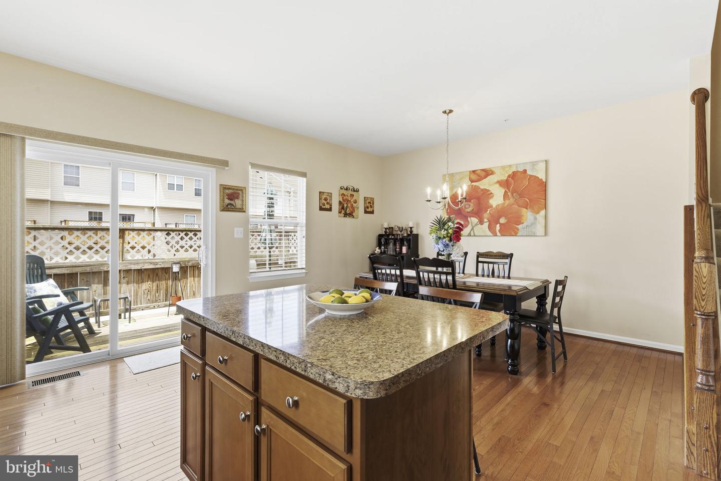 624 Snowberry Way Property Photo 11