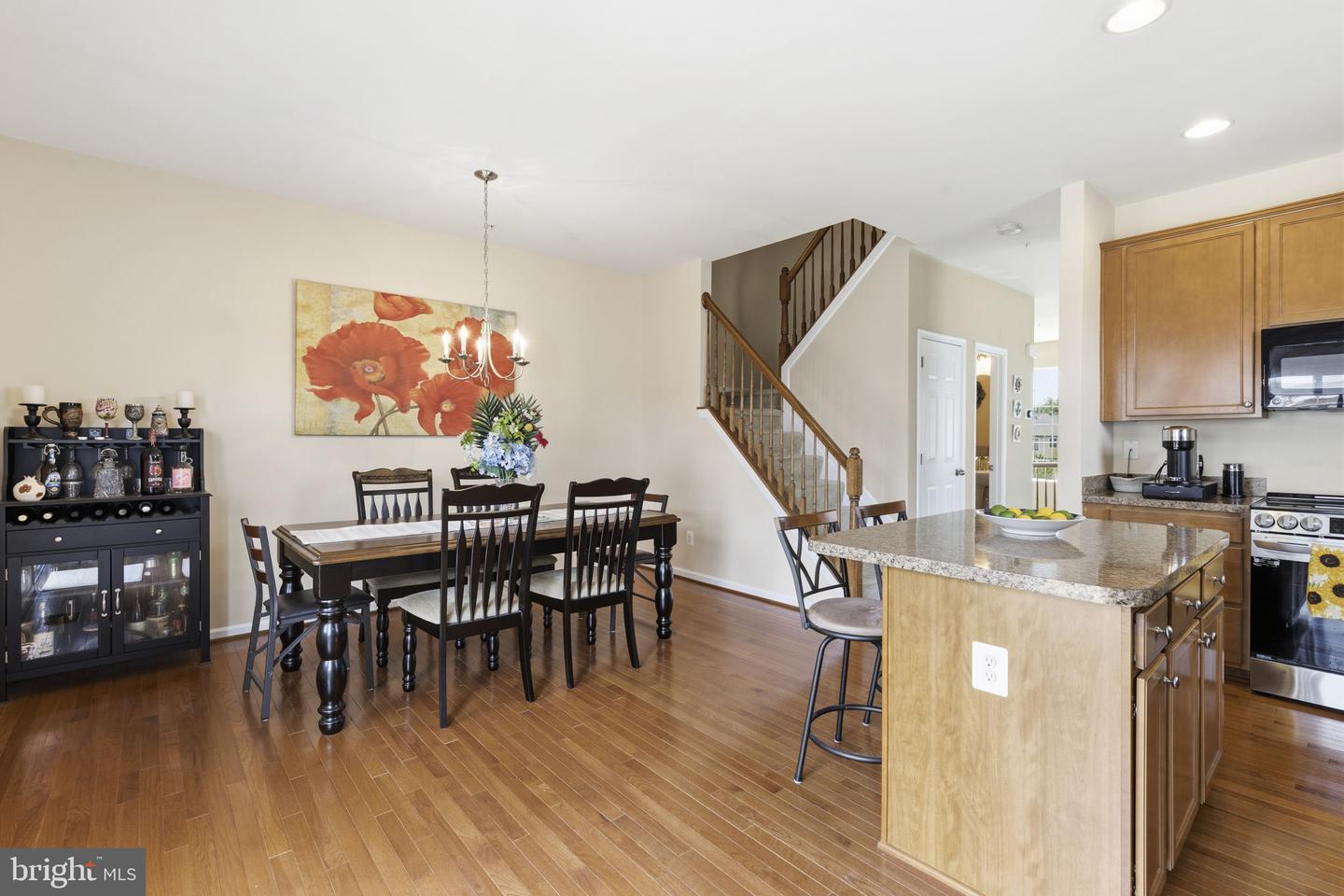 624 Snowberry Way Property Photo 12