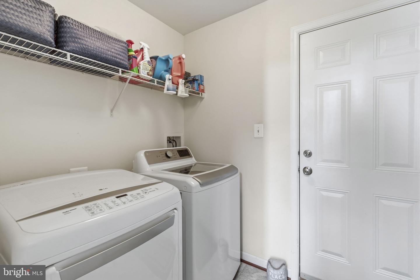 624 Snowberry Way Property Photo 27