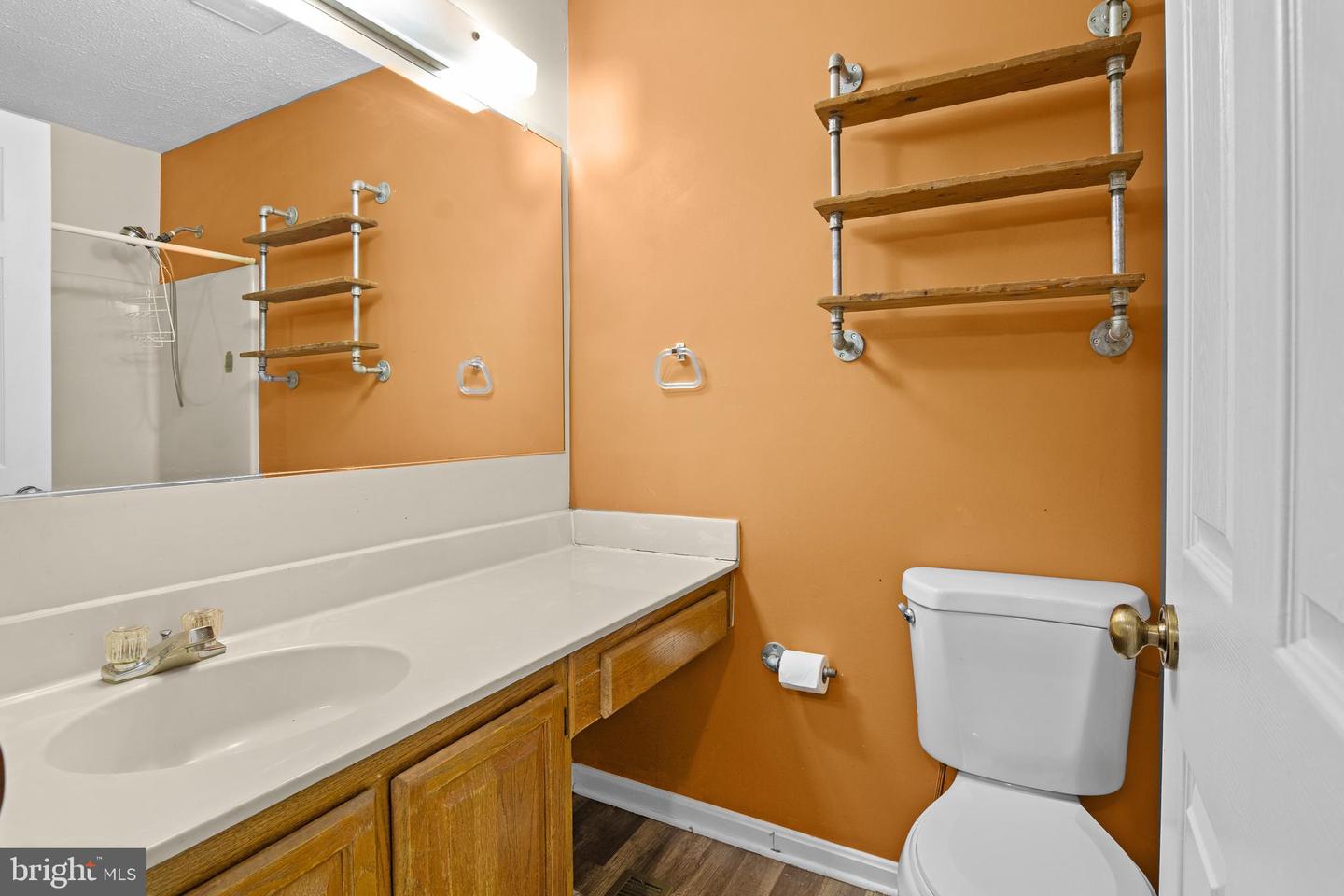 4240 Goodson Ct Property Photo 18