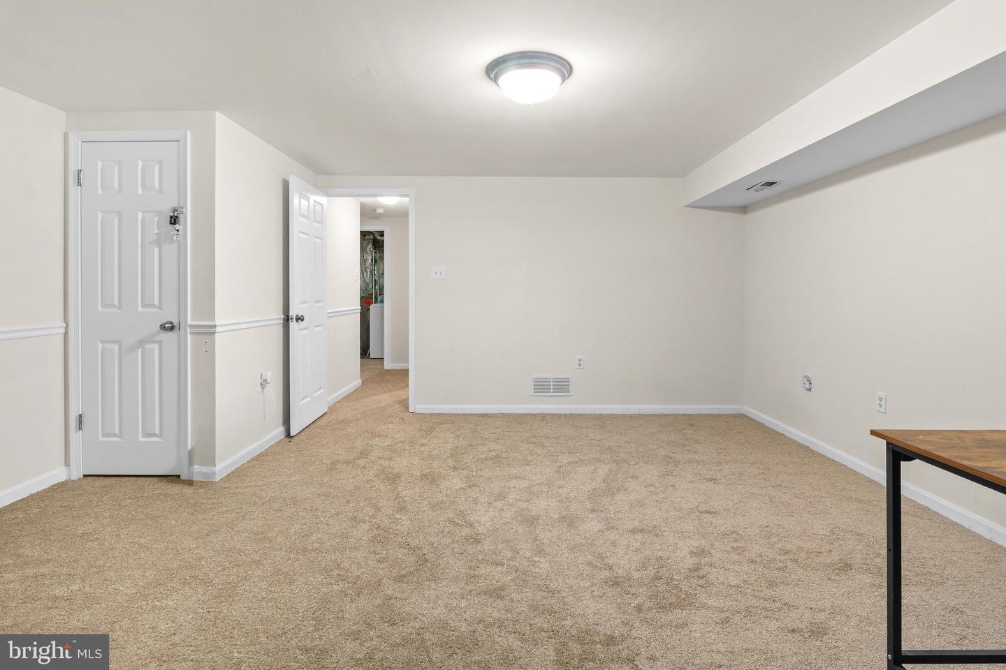 4240 Goodson Ct Property Photo 29