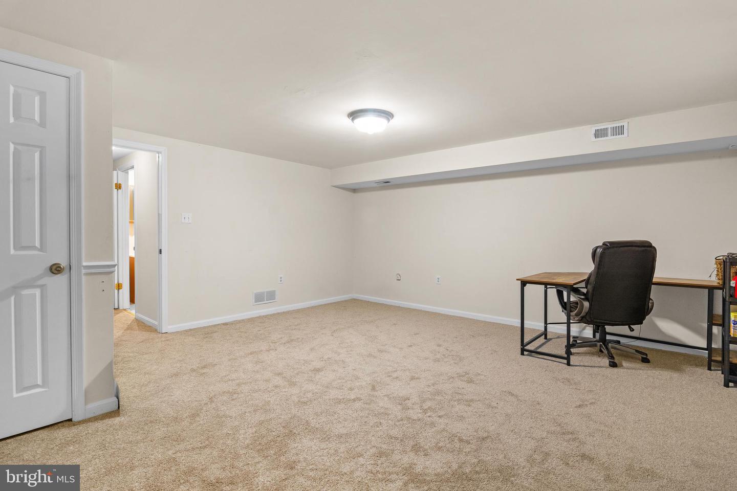 4240 Goodson Ct Property Photo 30