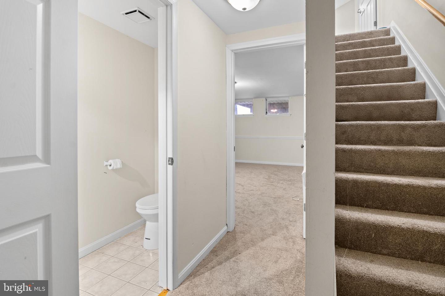 4240 Goodson Ct Property Photo 32