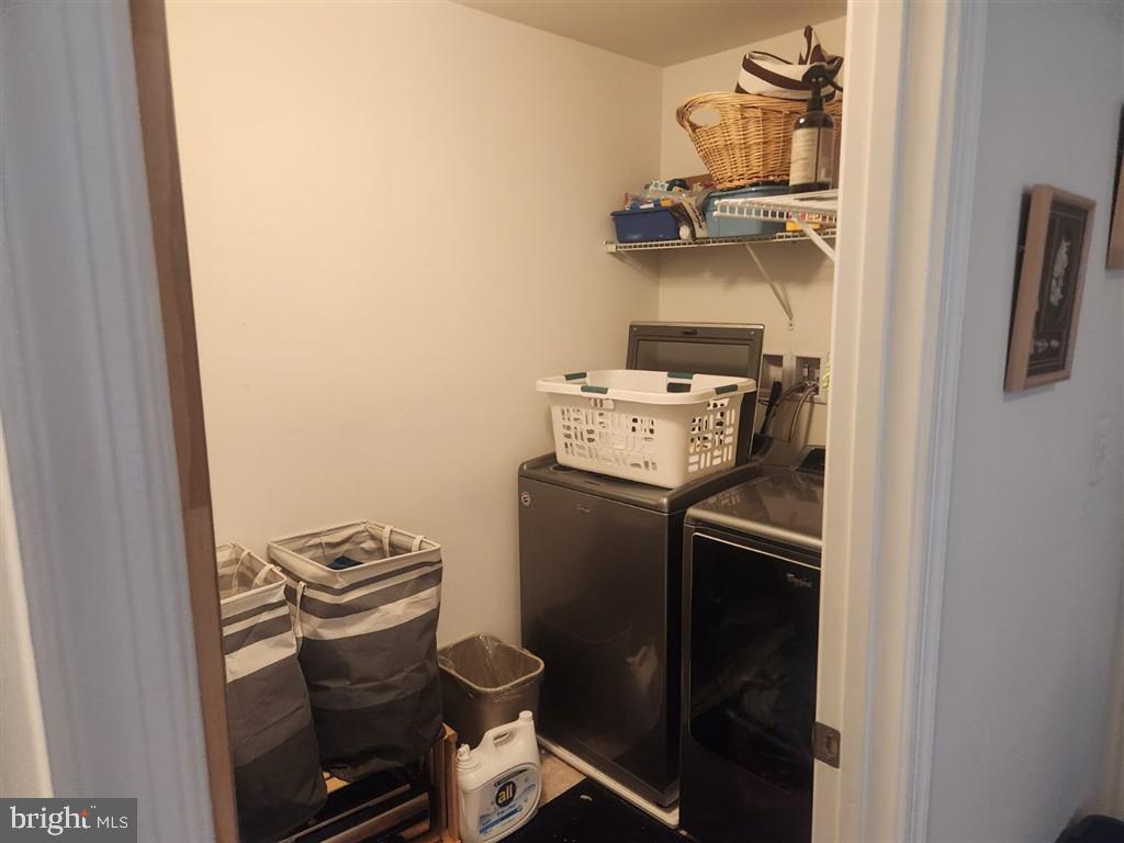 528 Potomac Rd Property Photo 13