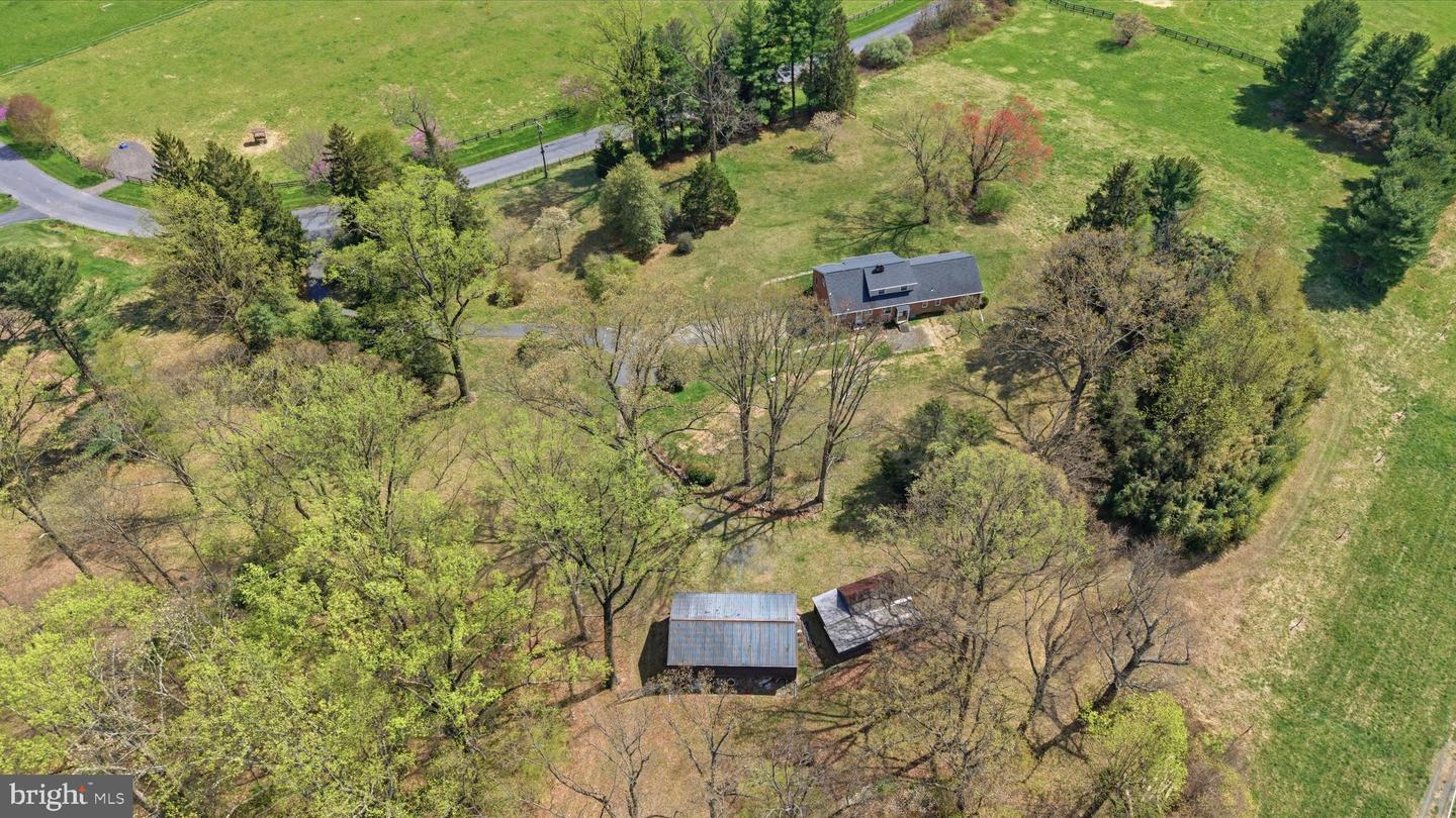 2240 Rutledge Rd Property Photo 4