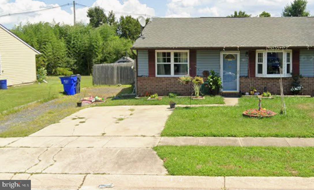 141 Haverhill Rd Property Photo 1