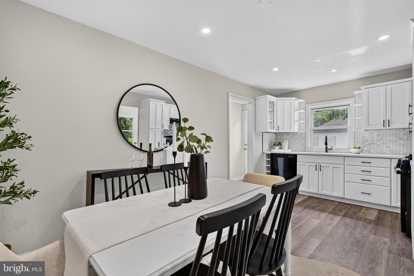 637 Market St Property Photo 15