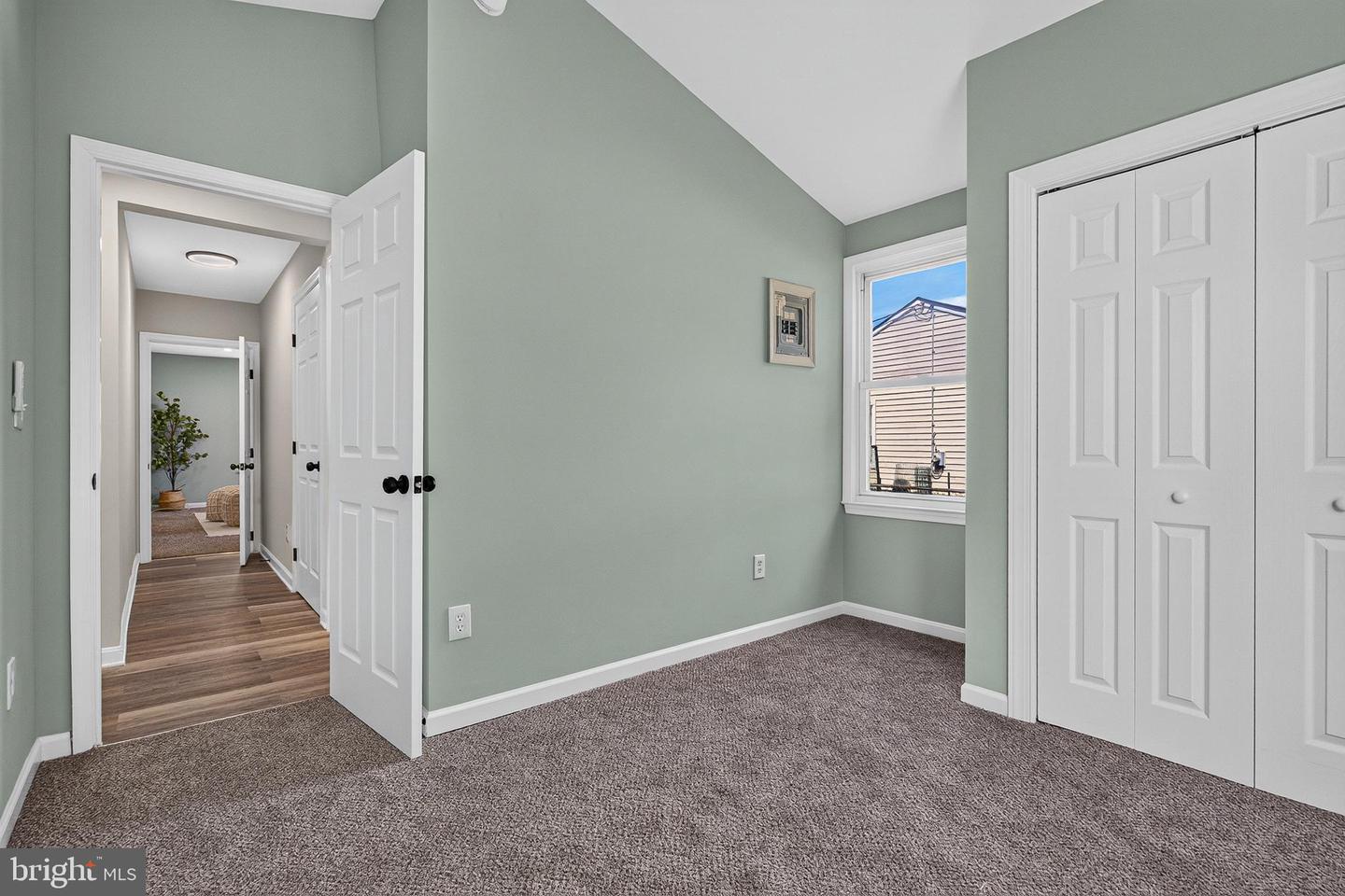 637 Market St Property Photo 31