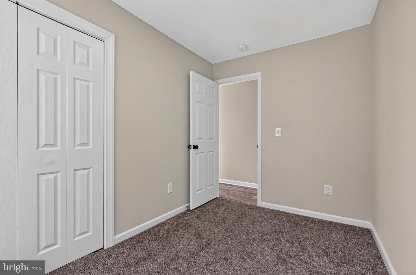 637 Market St Property Photo 33