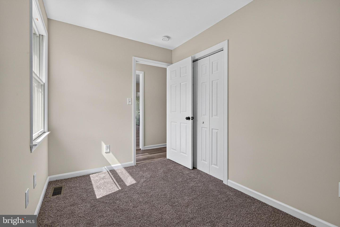 637 Market St Property Photo 35