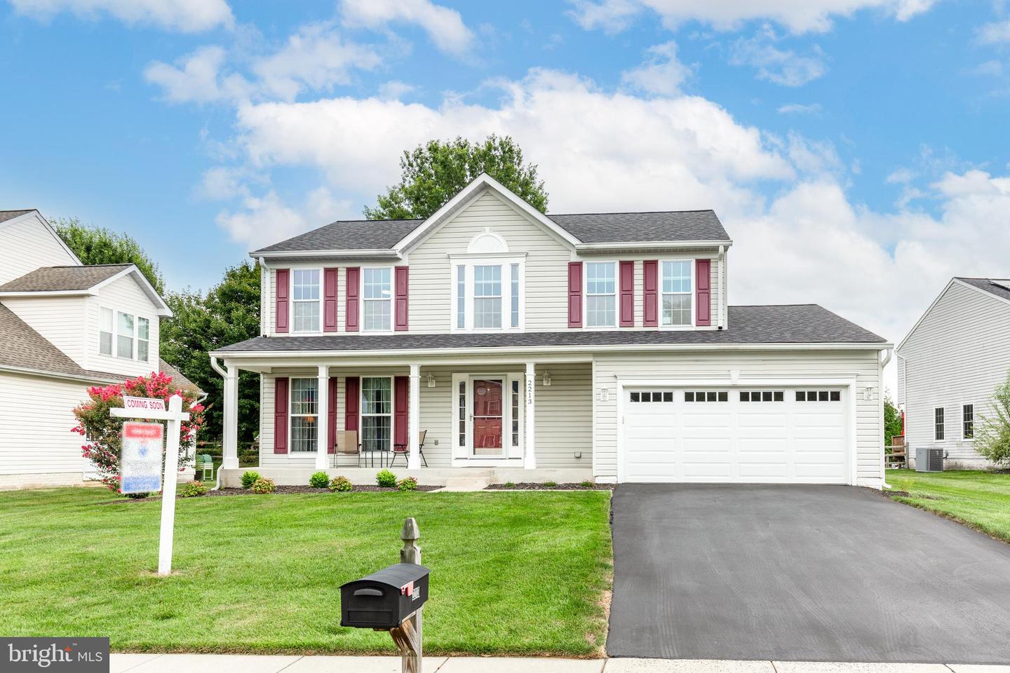 2213 AUTUMN GLOW CT Property Photo 1