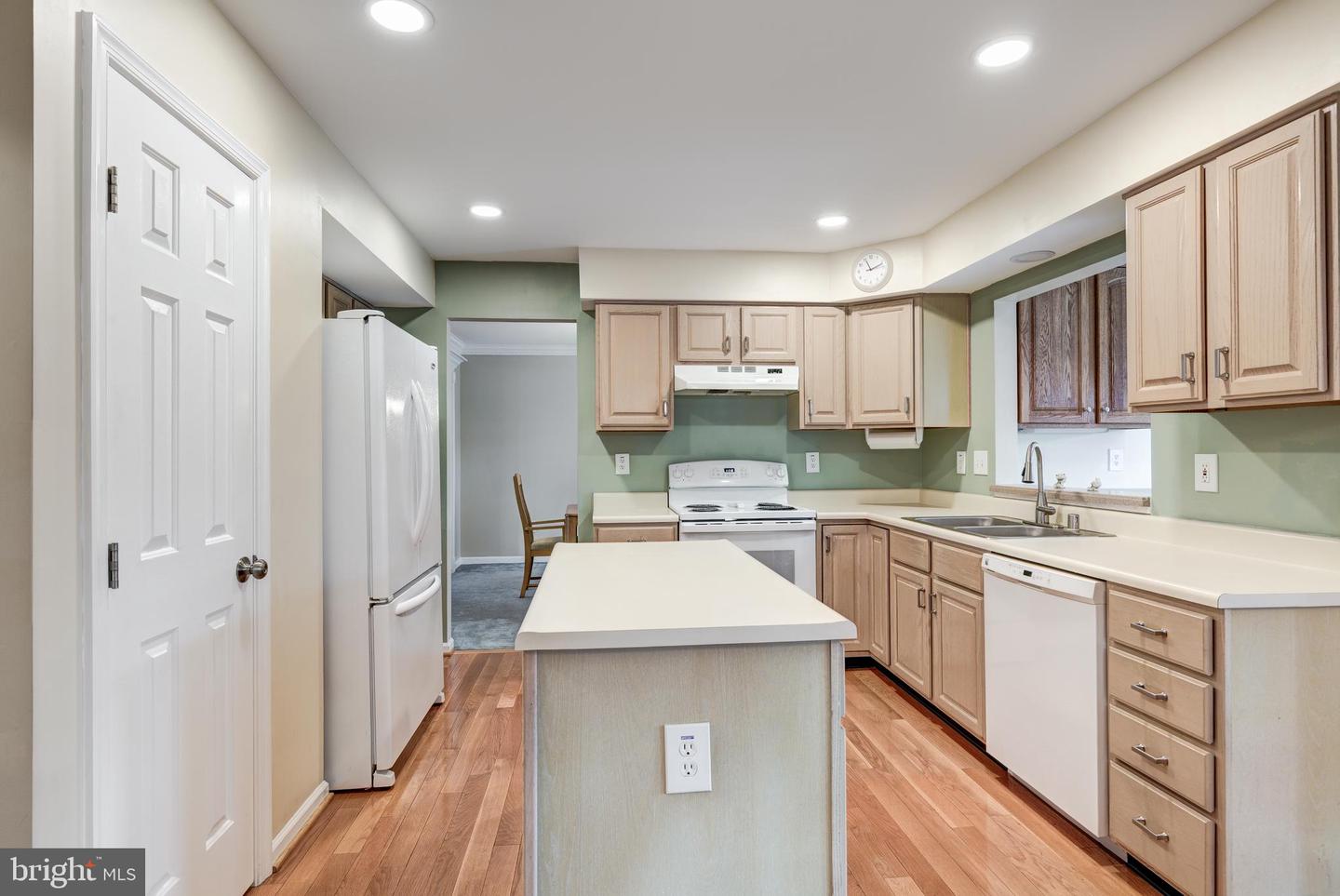 2213 Autumn Glow Ct Property Photo 24