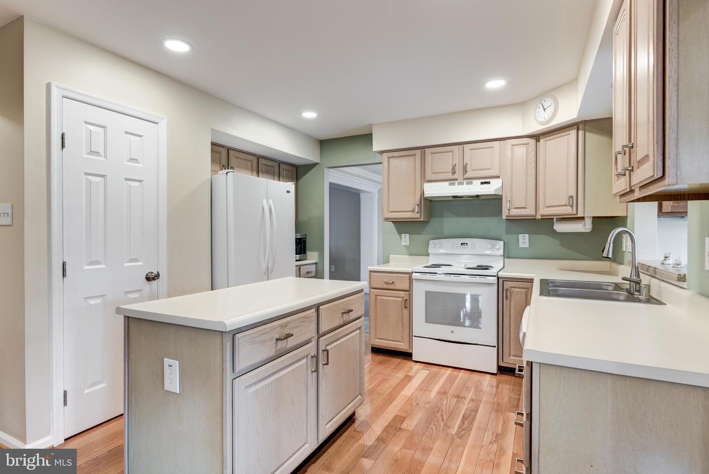 2213 Autumn Glow Ct Property Photo 25