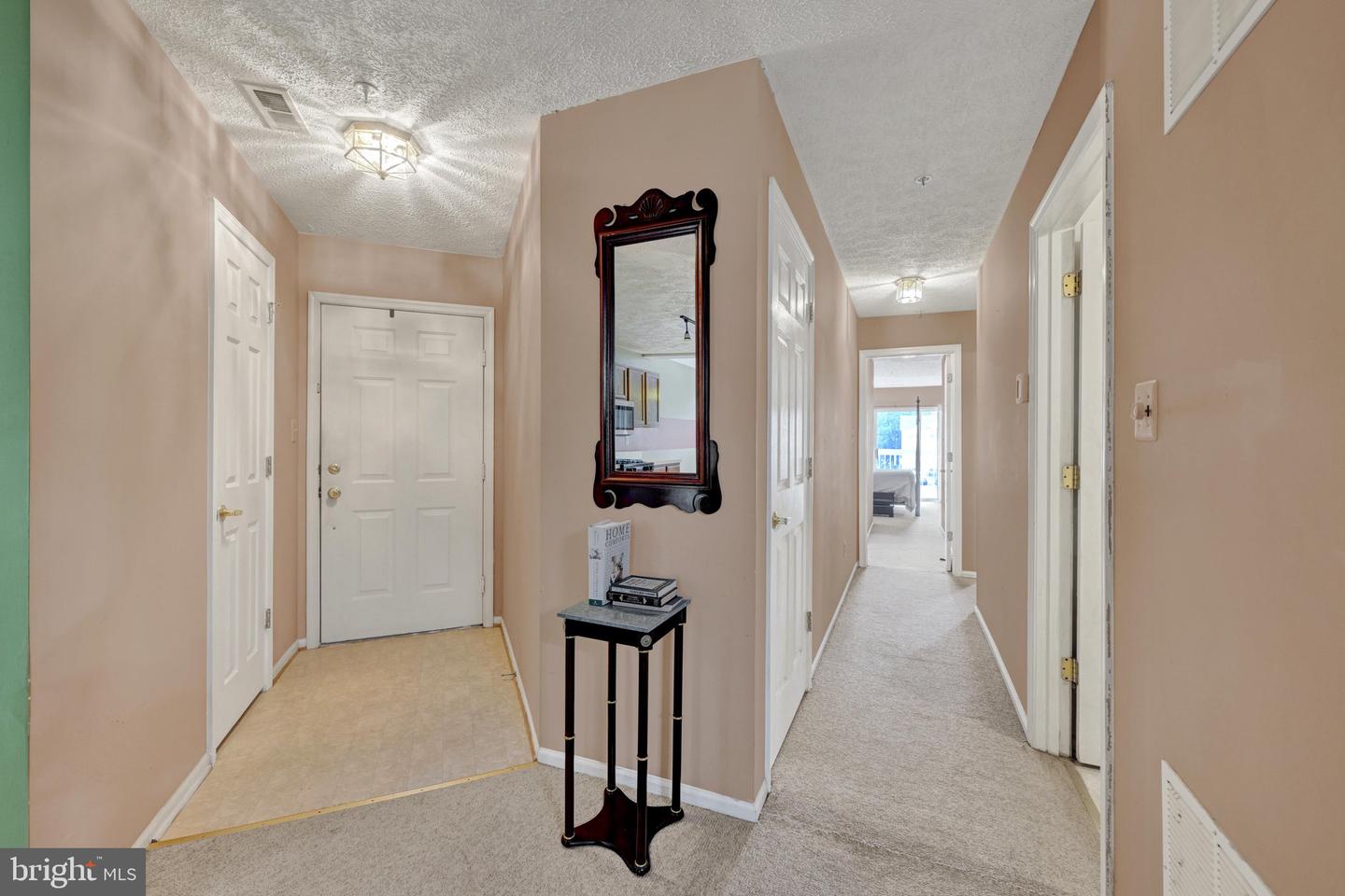 203 Kimary Ct #203-k Property Photo 4
