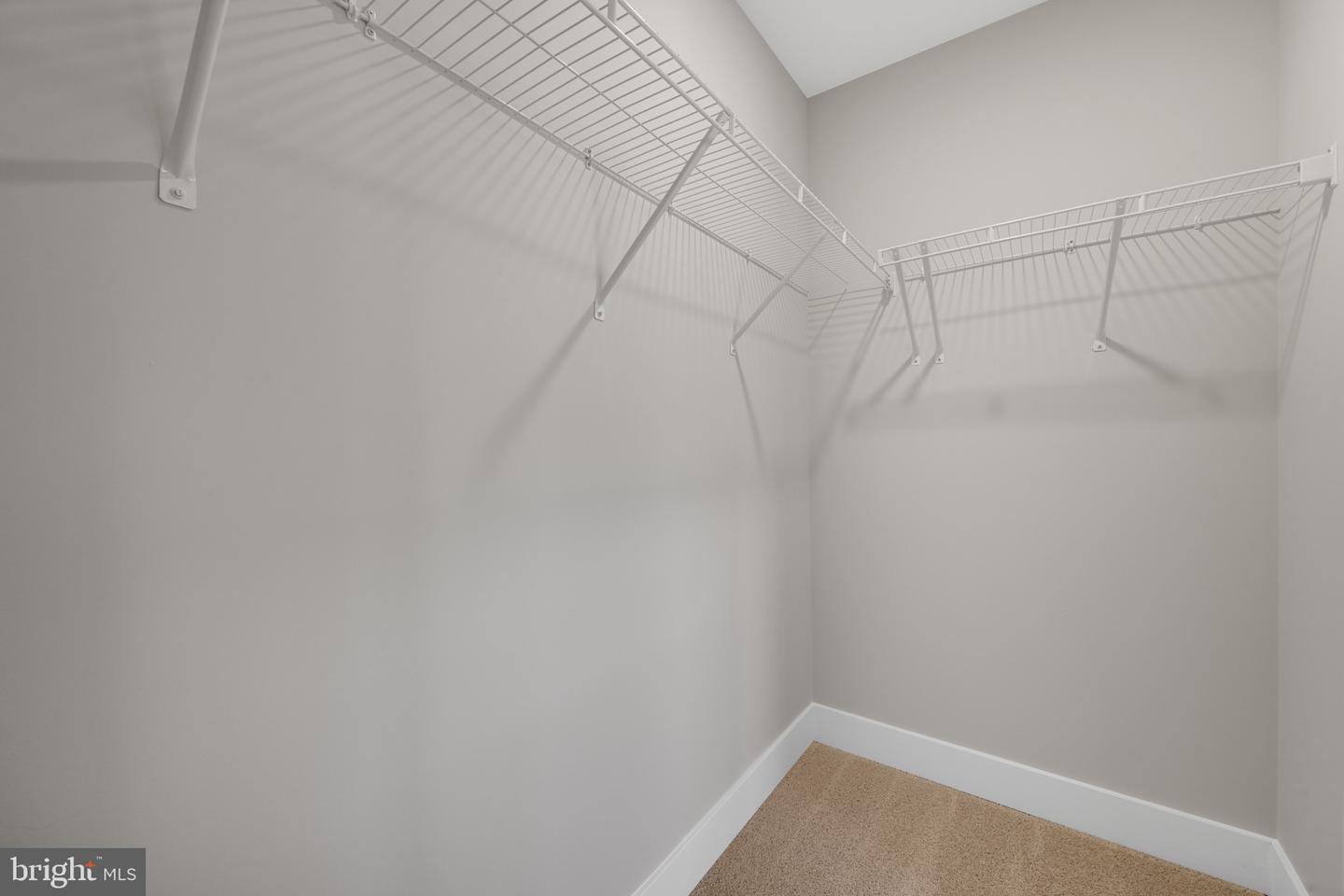 359 Hackley Dr Property Photo 40