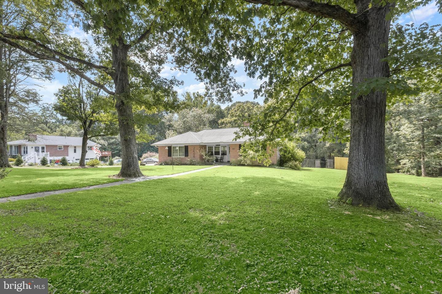 2406 Putnam Rd Property Photo 2