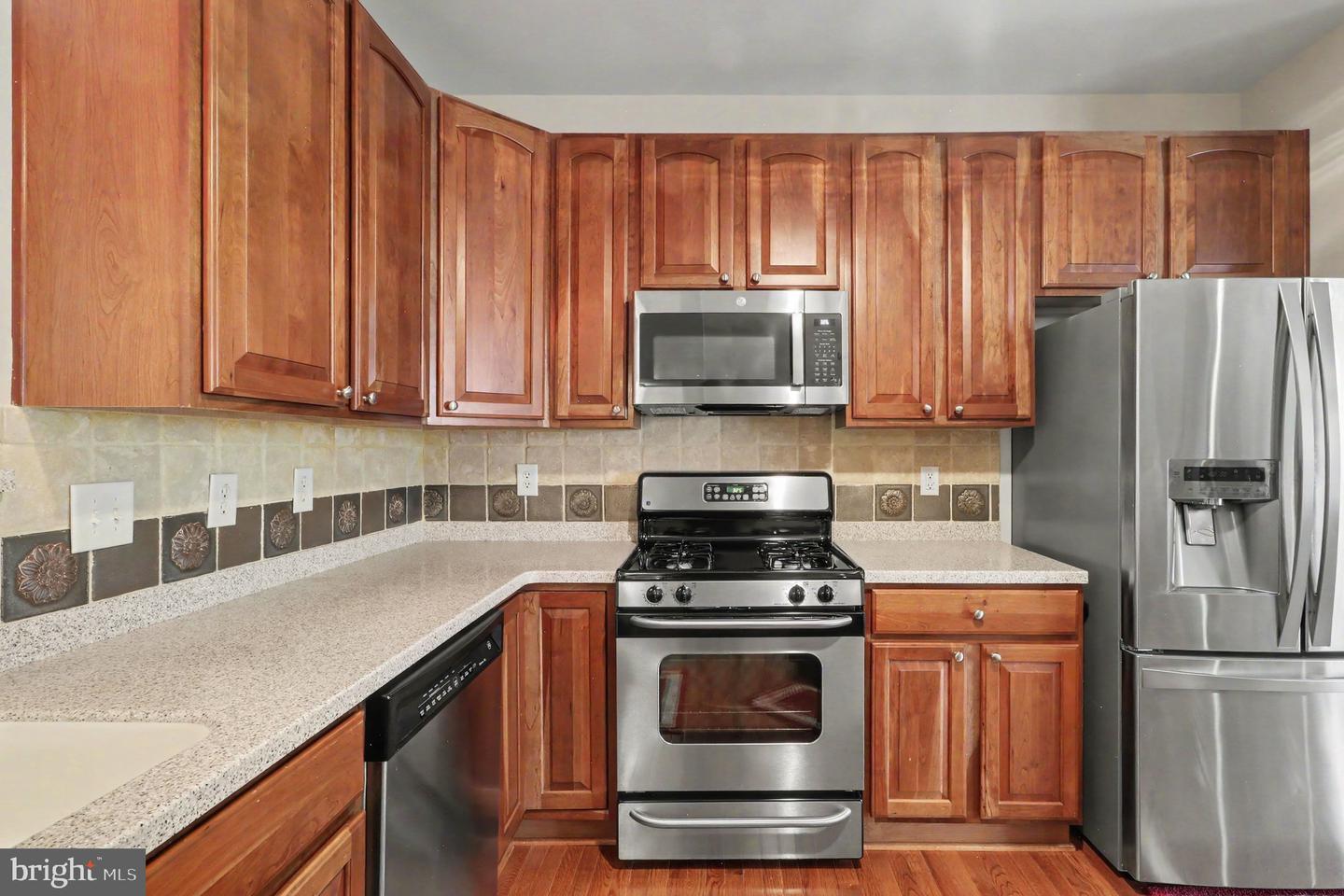 1328 Lewis Ln Property Photo 12