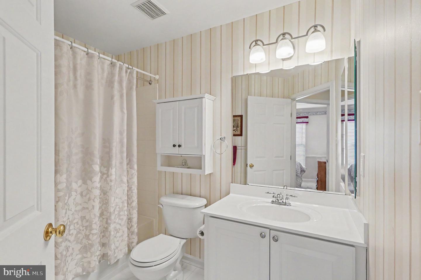 1328 Lewis Ln Property Photo 26