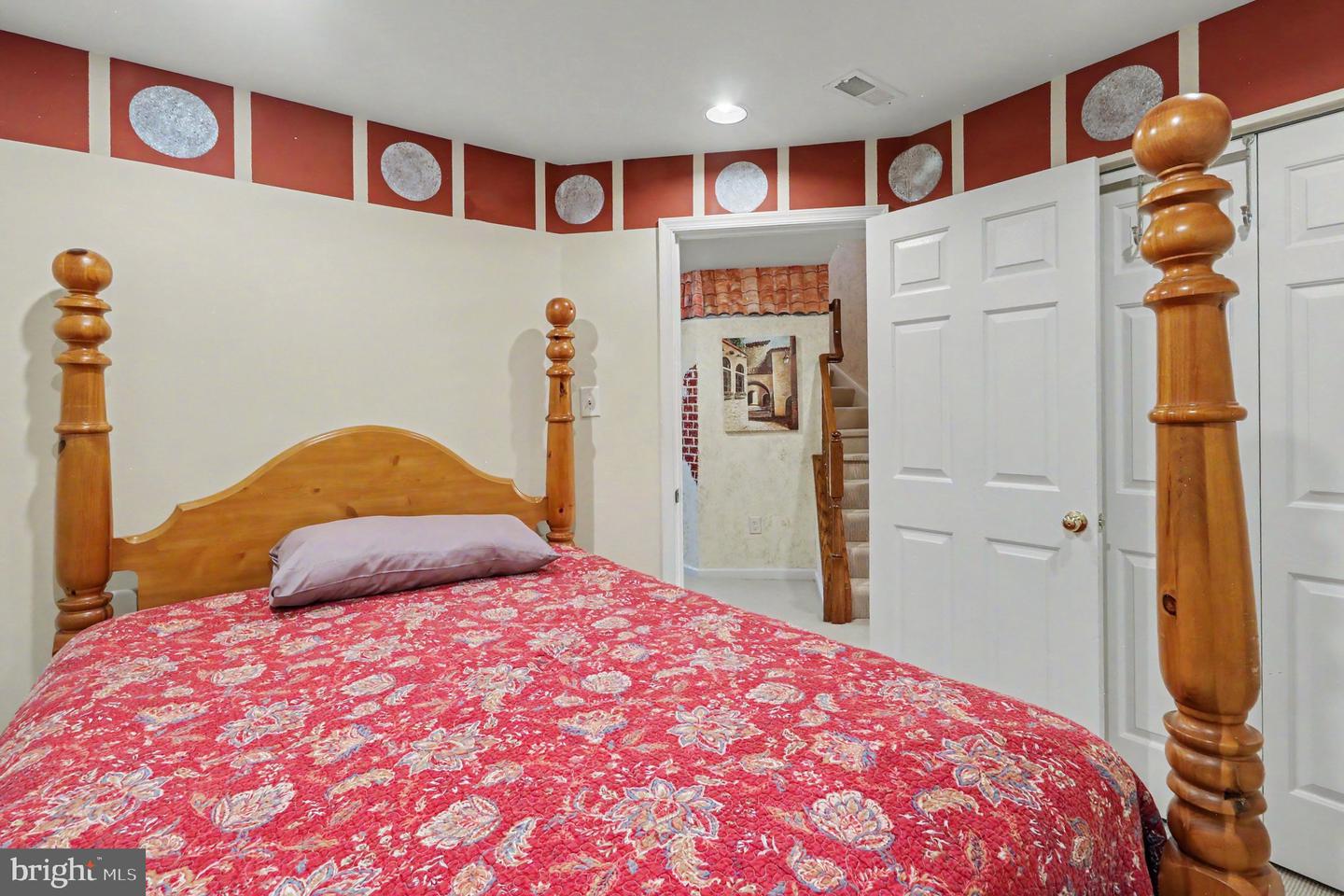 1328 Lewis Ln Property Photo 28