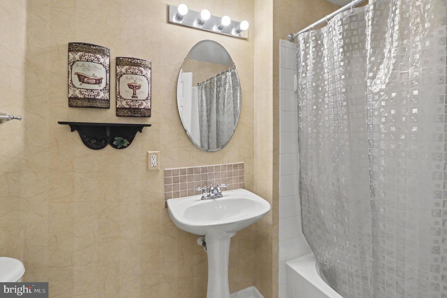 1328 Lewis Ln Property Photo 30