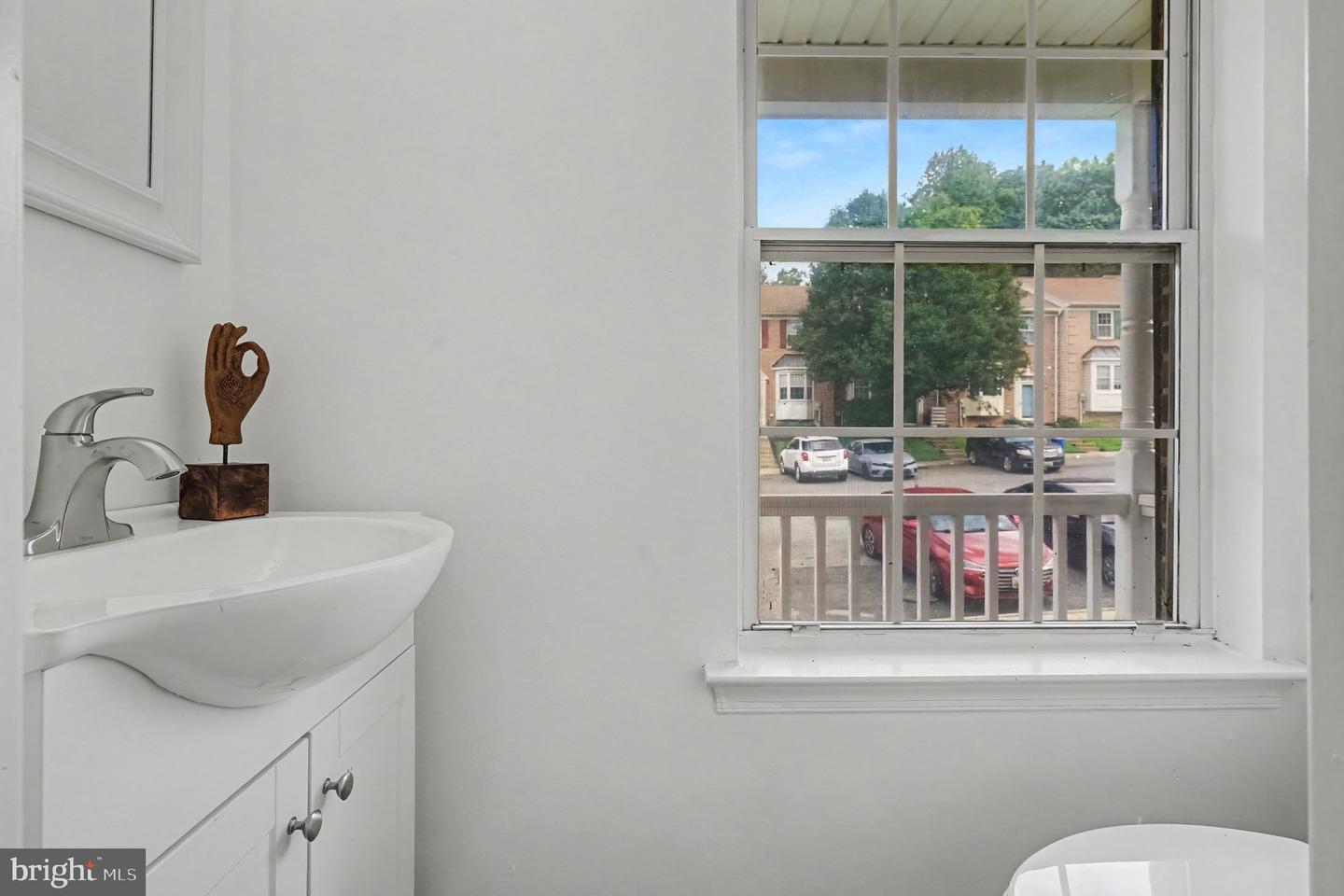 1901 Millington Sq Property Photo 15