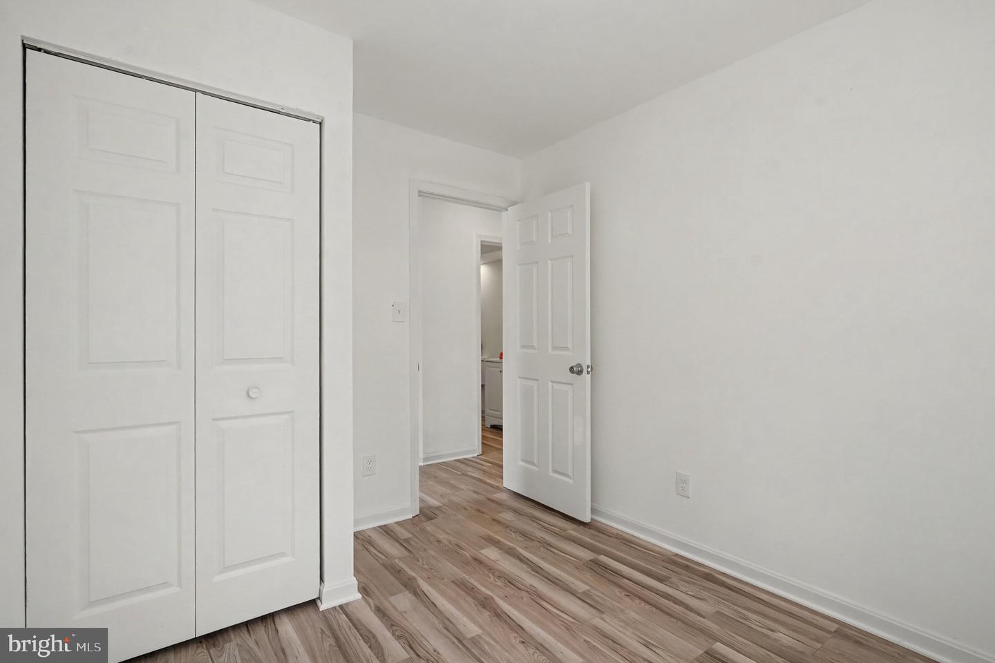 1901 Millington Sq Property Photo 22