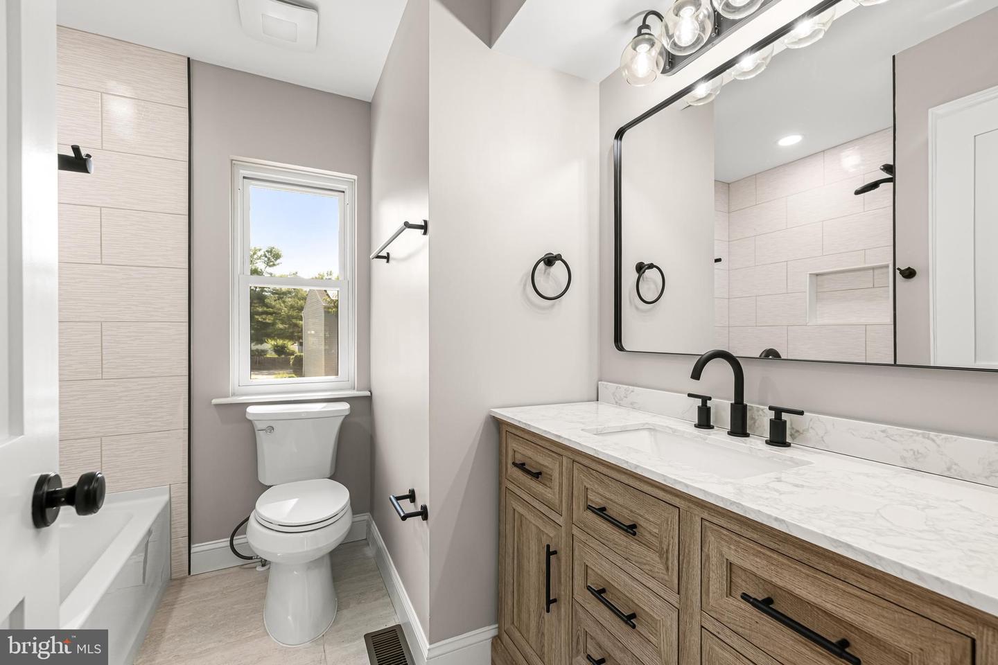 1263 Courtney Ln Property Photo 17