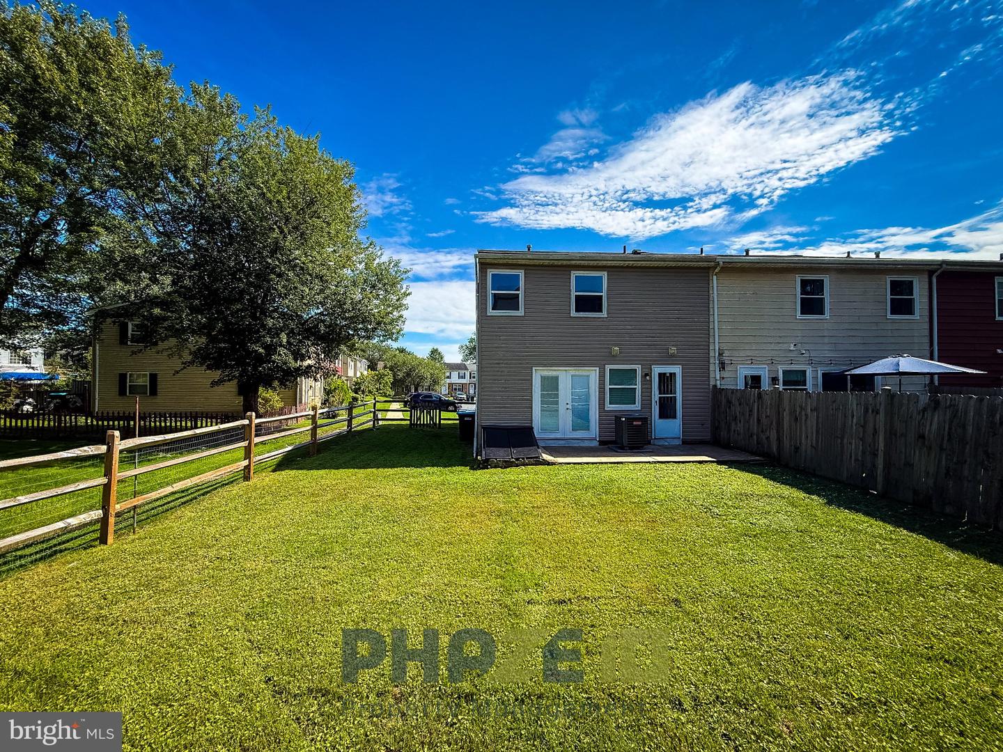 1394 Harford Dr Property Photo 4