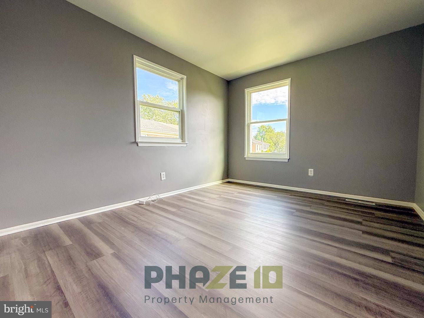 1394 Harford Dr Property Photo 10