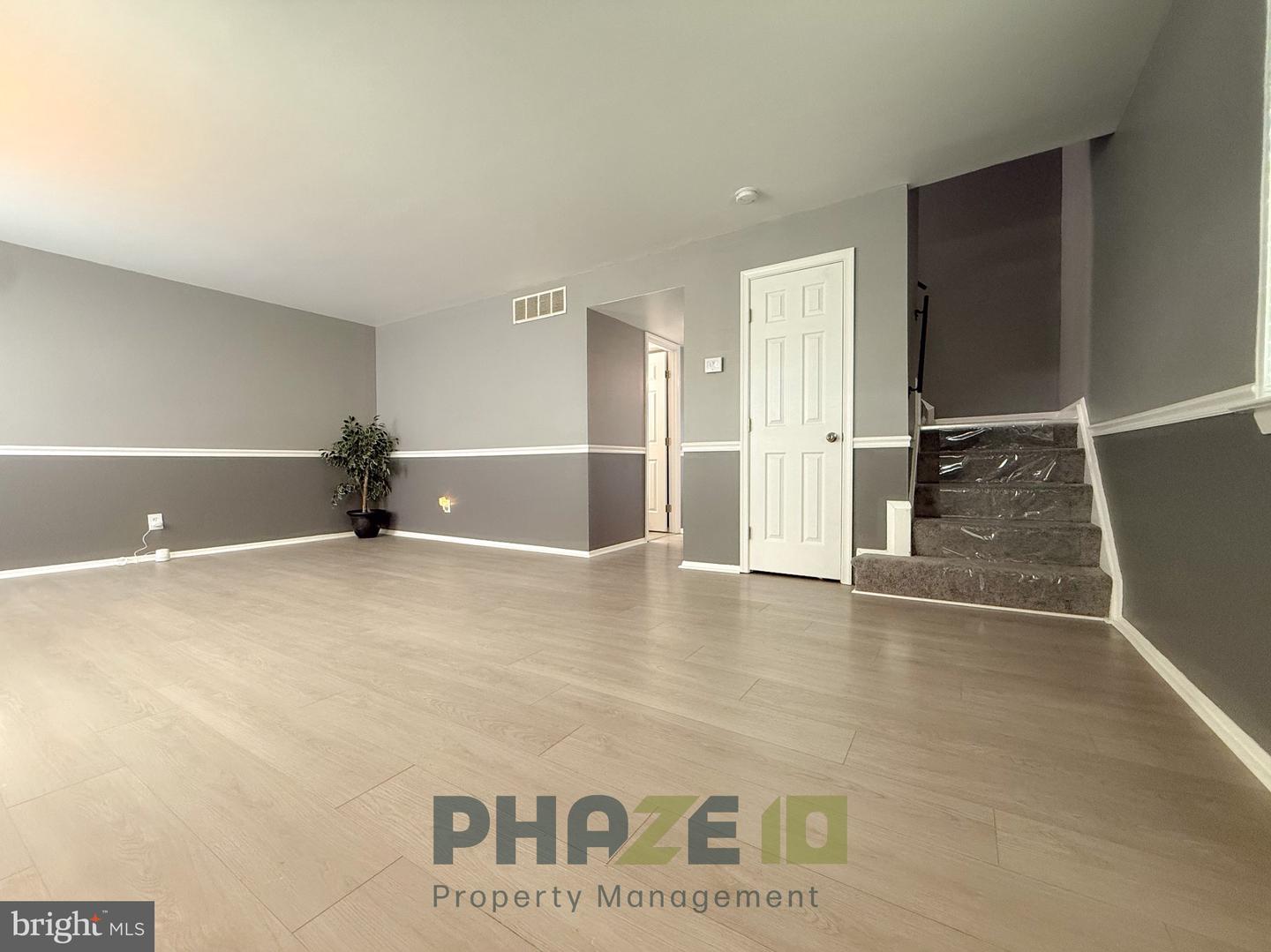 1394 Harford Dr Property Photo 13