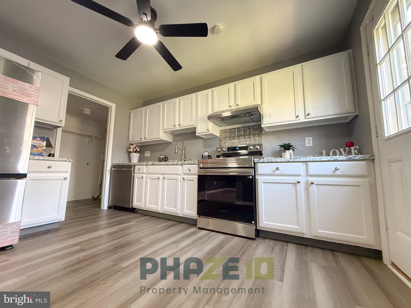 1394 Harford Dr Property Photo 15