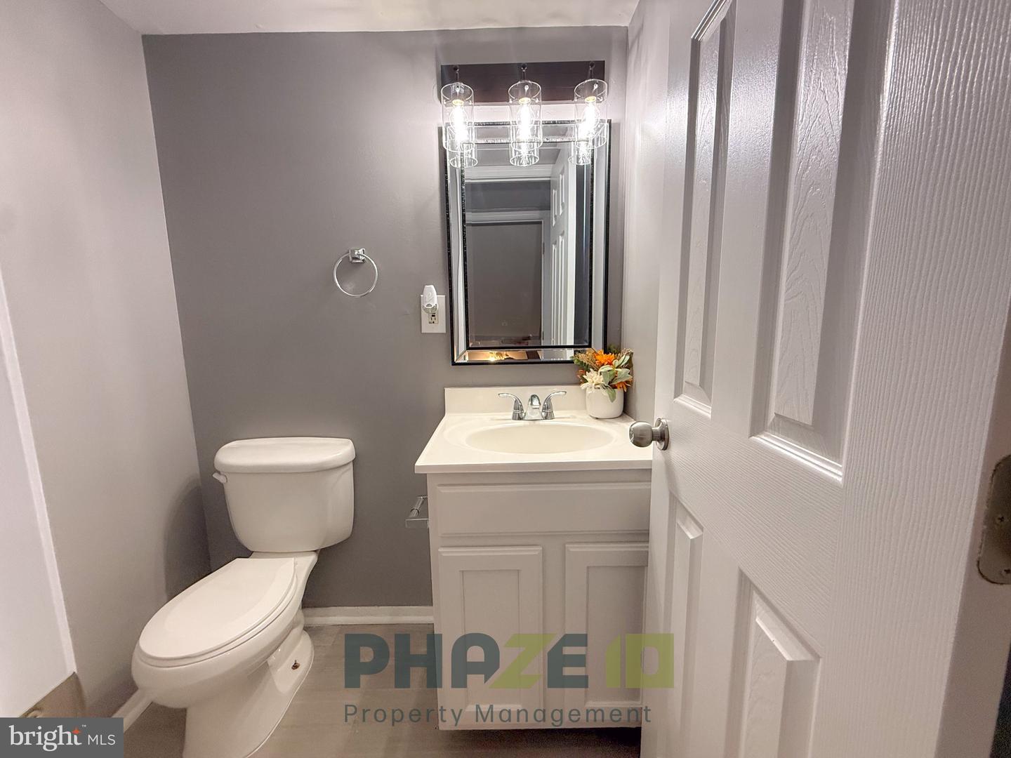 1394 Harford Dr Property Photo 20