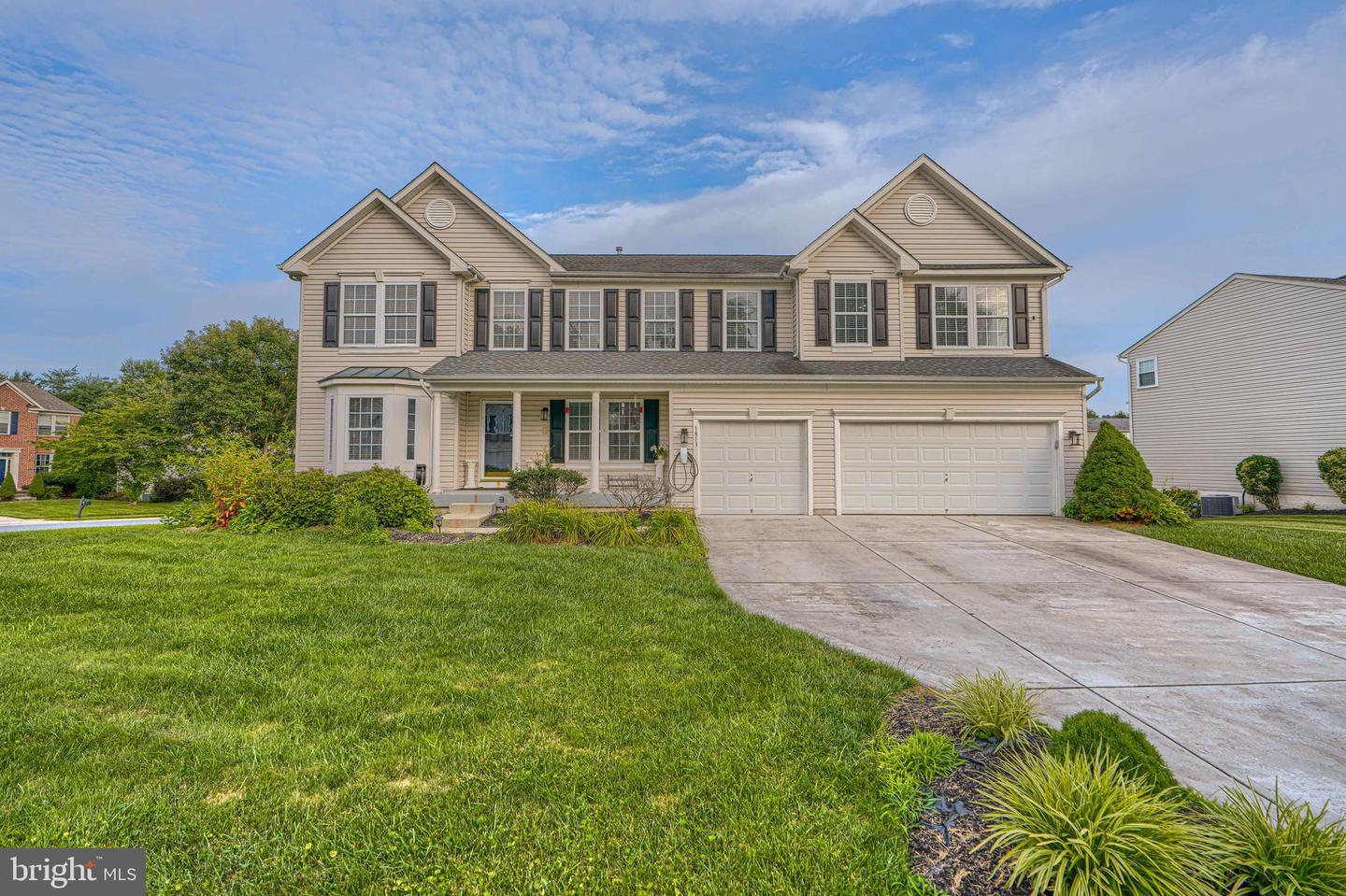1813 CHAROLAIS CT