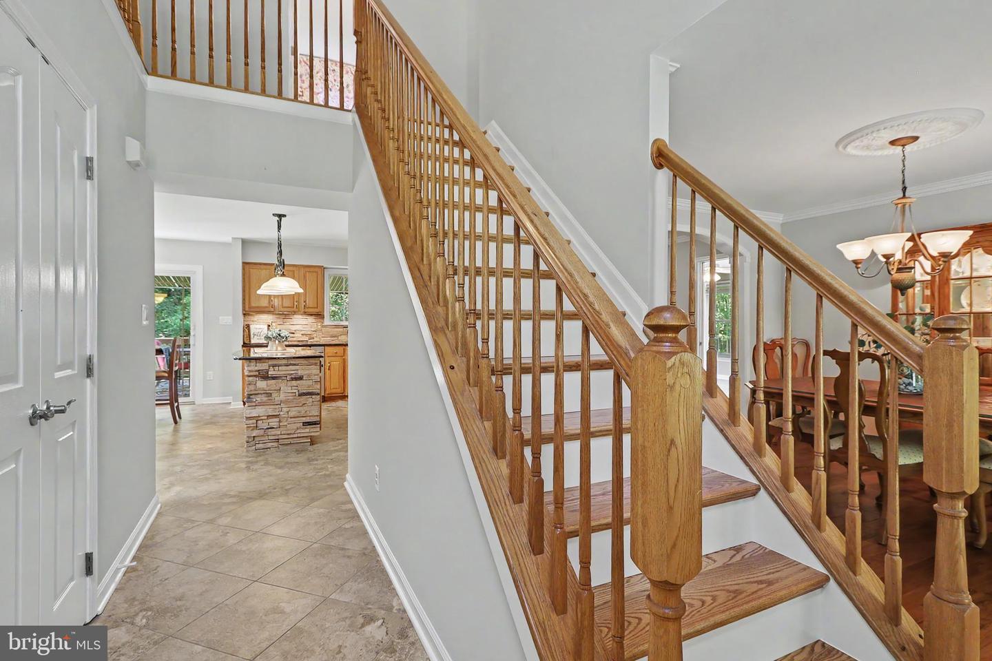1720 Laurel Brook Rd Property Photo 5