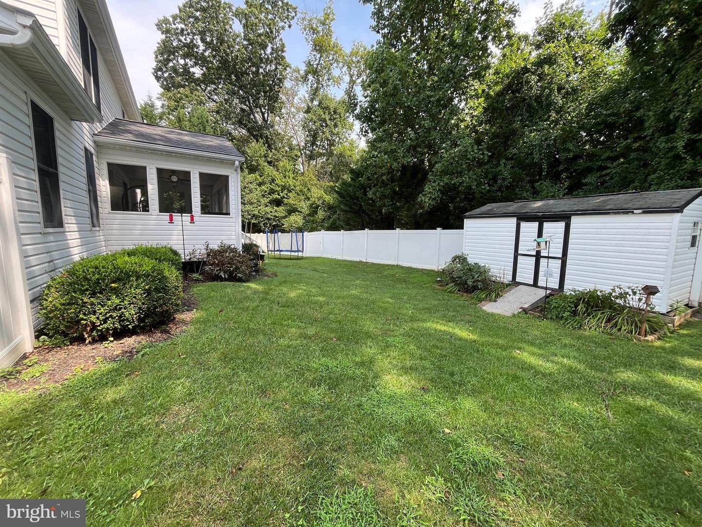 400 Gresham Ct Property Photo 47