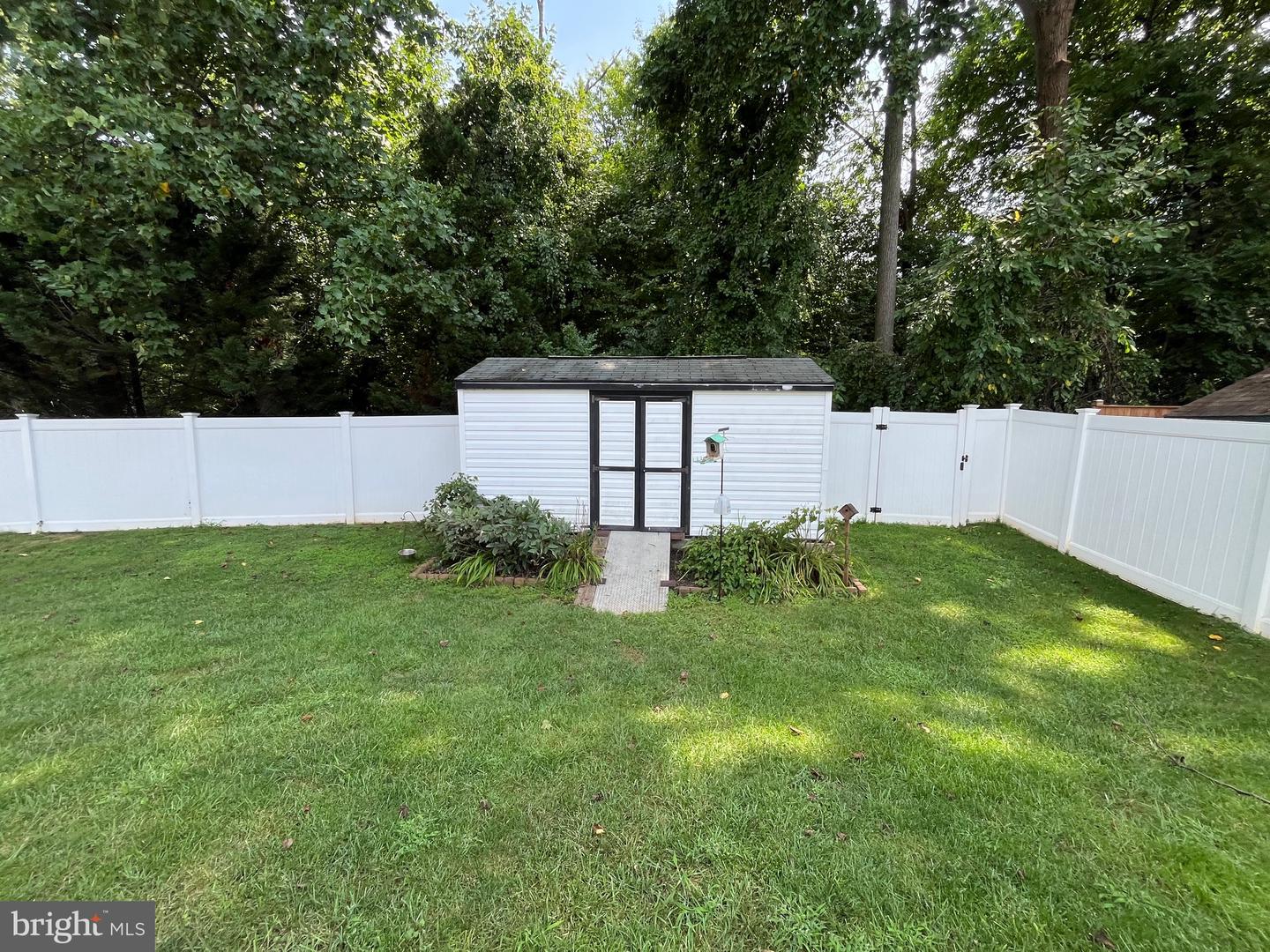 400 Gresham Ct Property Photo 48