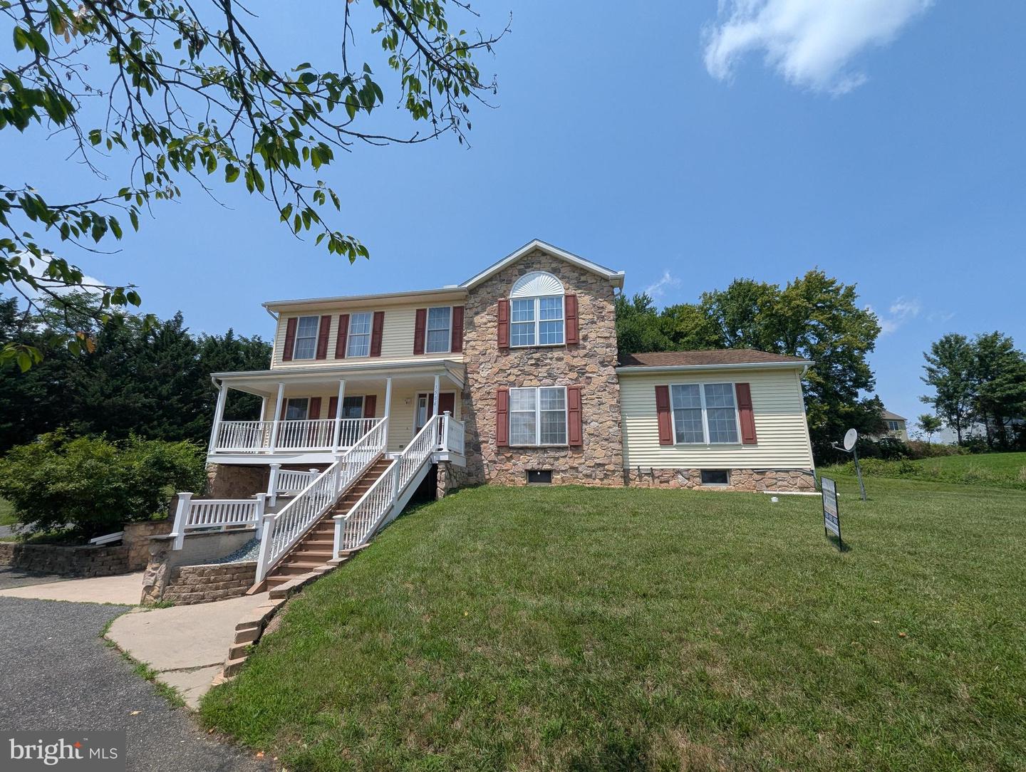 1506 Holman Dr Property Photo 1