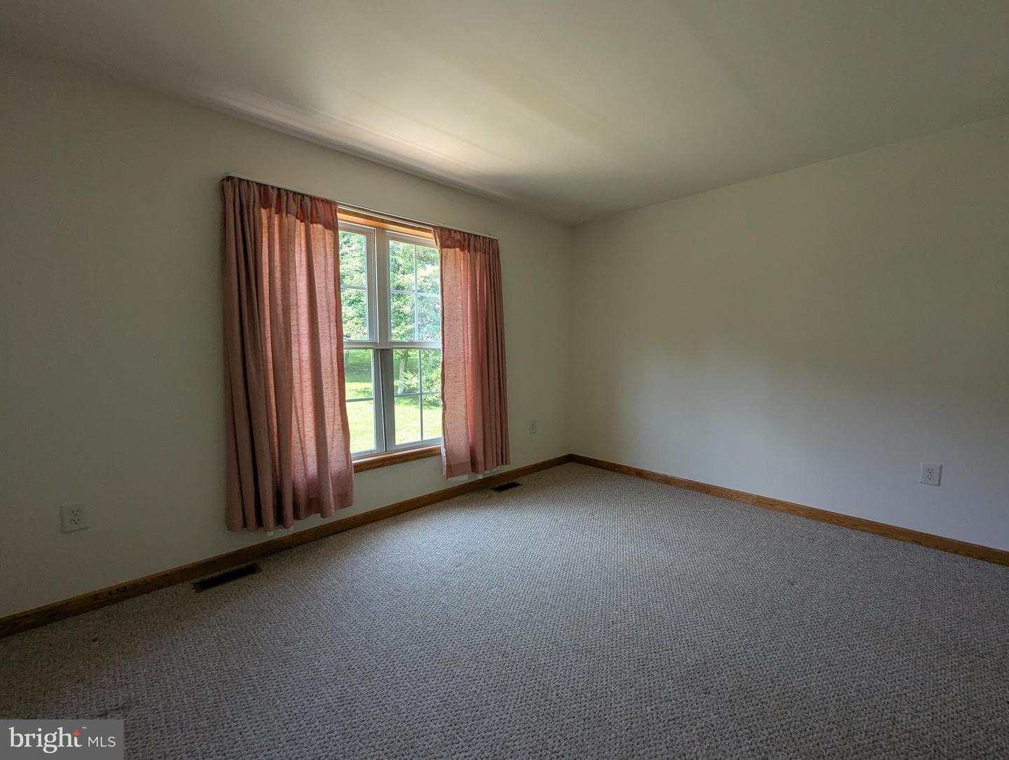 1506 Holman Dr Property Photo 6