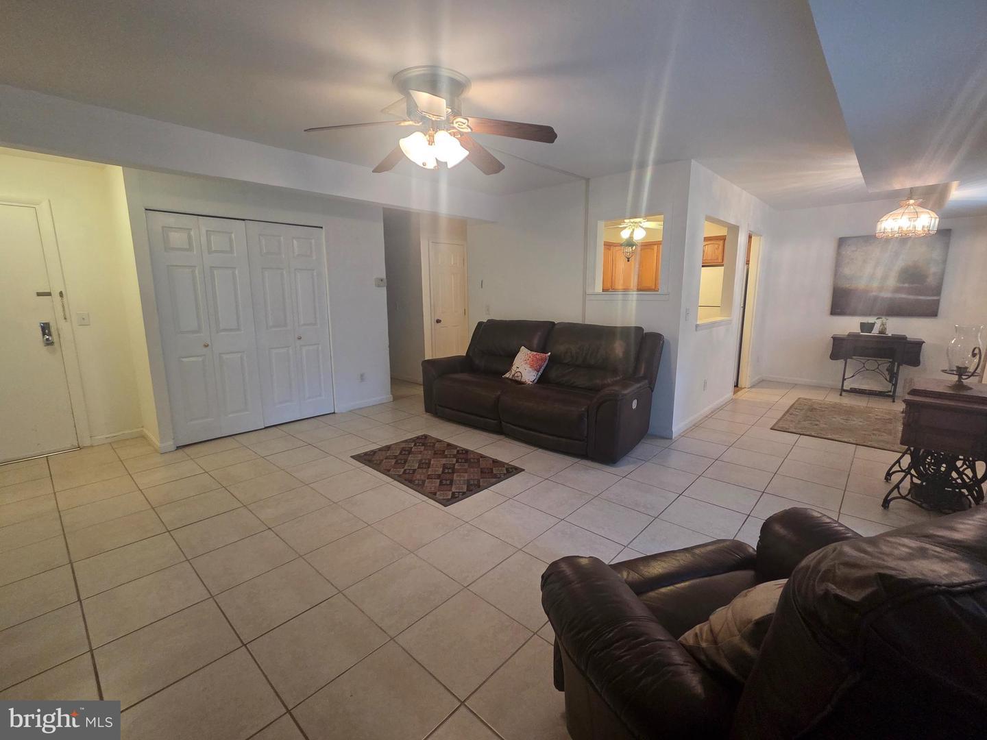 220-a Crocker Dr #220-a Property Photo 5